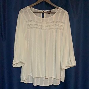 Beautiful White Torrid Blouse. Torrid size 2